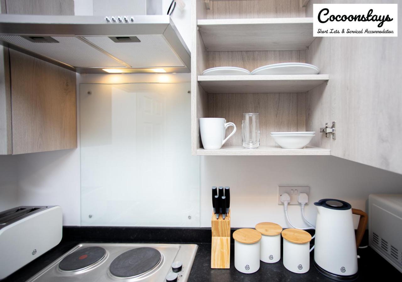 Cocooonstays Short Lets & Accommodation Slough Extérieur photo